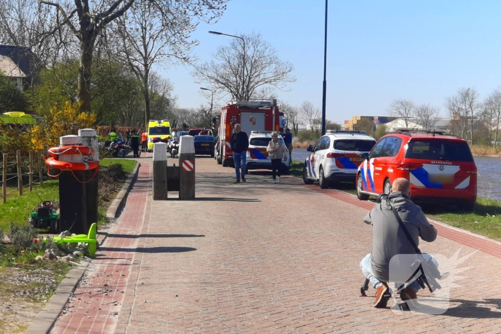 Persoon gewond na overvaren door boot