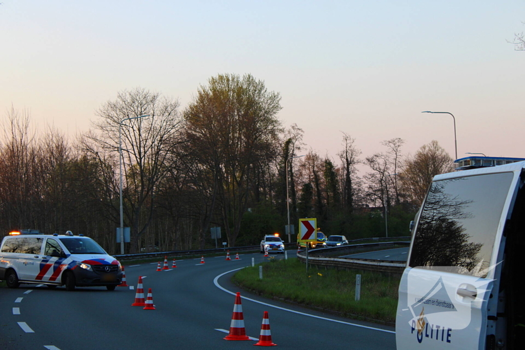 Motorrijder vliegt uit de bocht