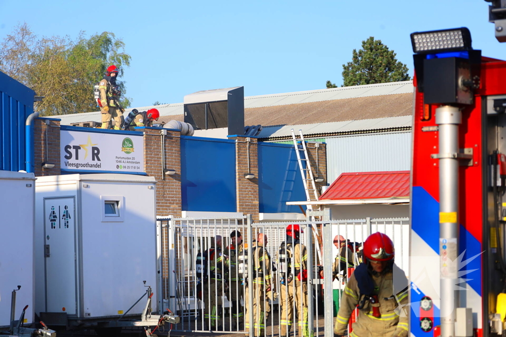 Veiligheid rondom tankstation in gevaar door brand in cateringbedrijf
