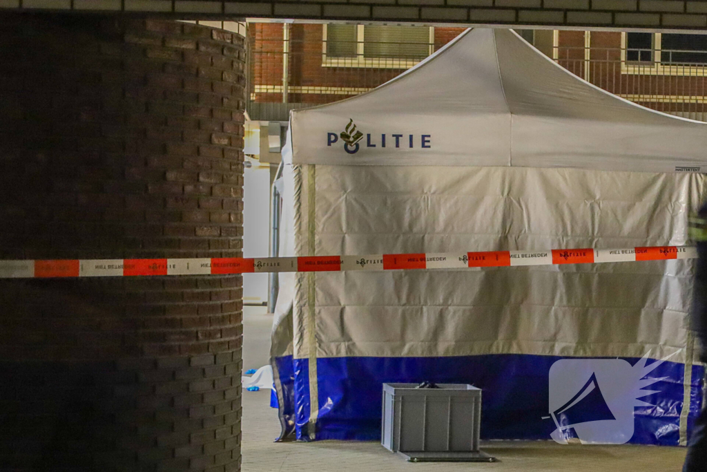 Overleden persoon aangetroffen op straat