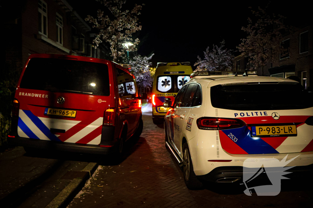 Brand in bed; twee personen naar ziekenhuis