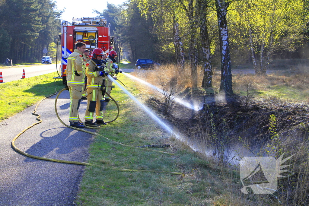 Stuk militair gebied afgebrand