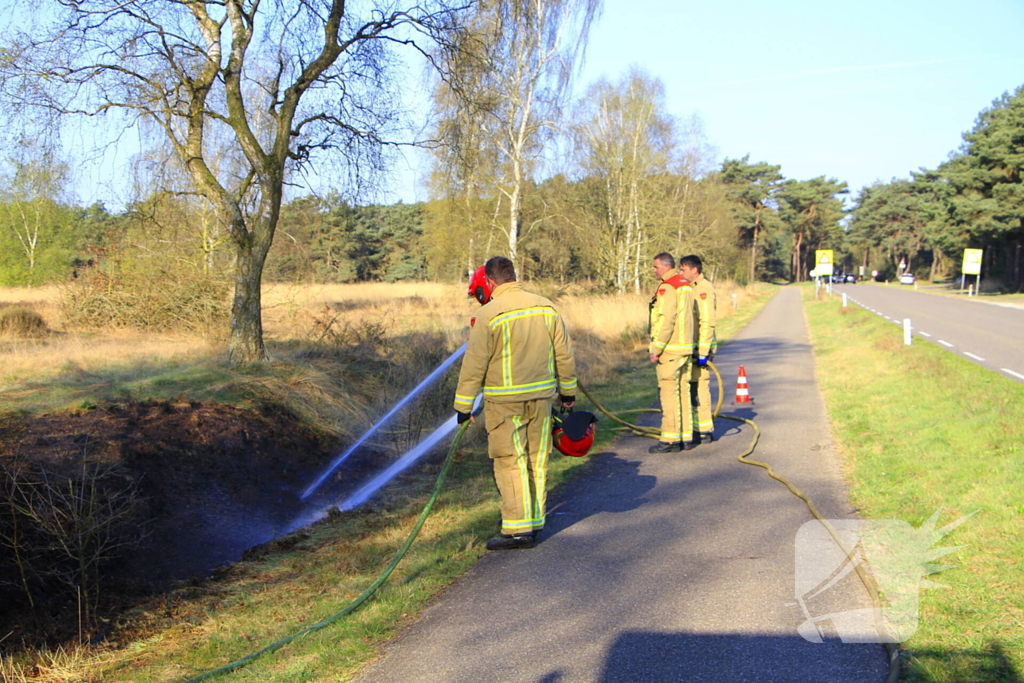 Stuk militair gebied afgebrand