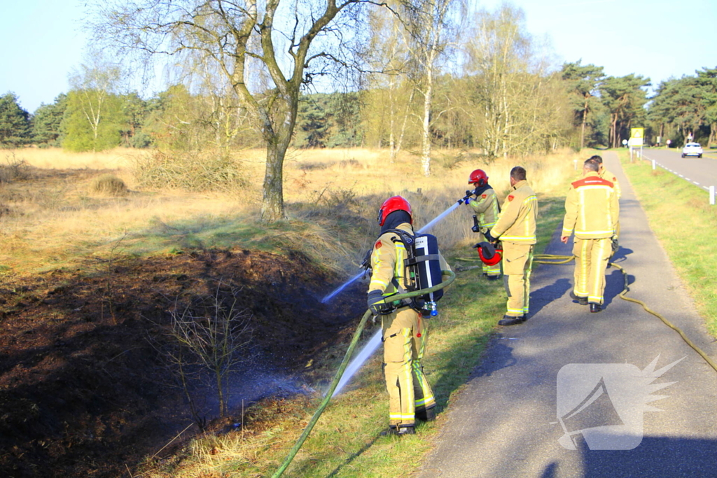 Stuk militair gebied afgebrand