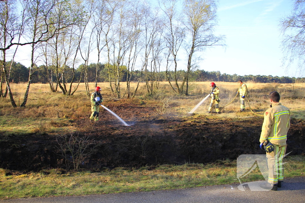 Stuk militair gebied afgebrand