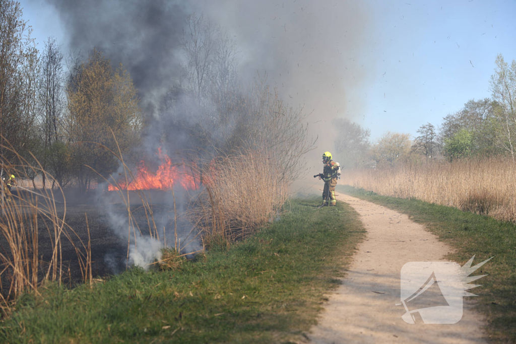 Grote natuurbrand uitgebroken in Doncksebos