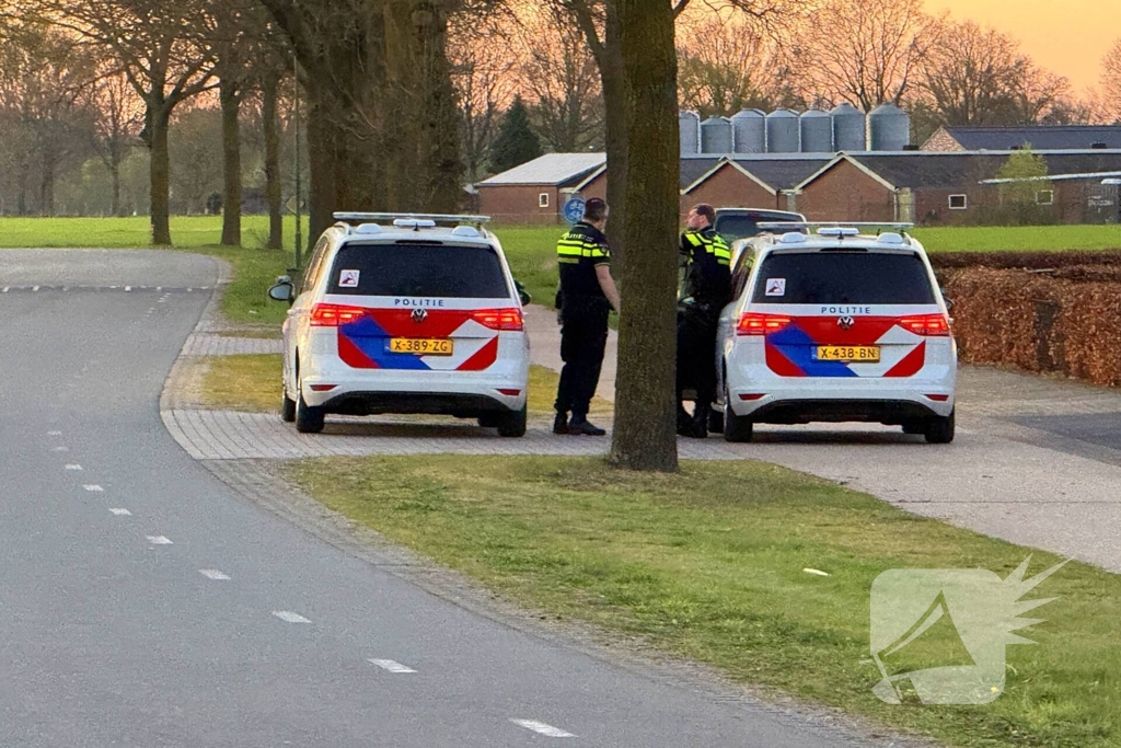 Verdachten vluchten na schietpartij; politie doet aanhoudingsvuur