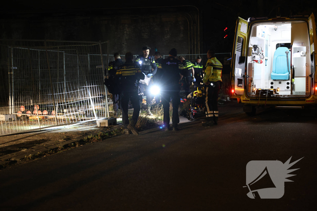 Persoon springt van viaduct bij ruzie na botsing