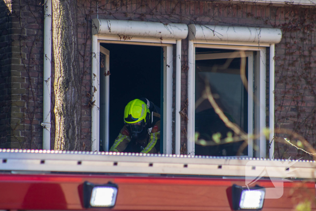 Dode aangetroffen bij woningbrand