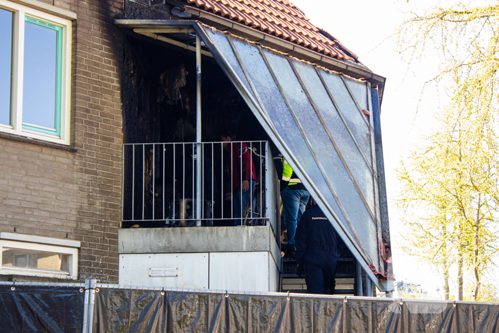 Dode aangetroffen bij woningbrand