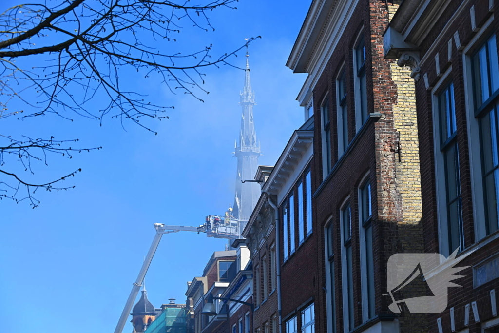 Veel rookontwikkeling door woningbrand