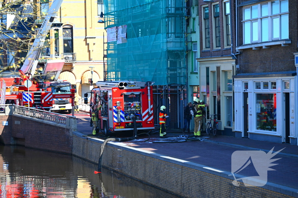 Veel rookontwikkeling door woningbrand