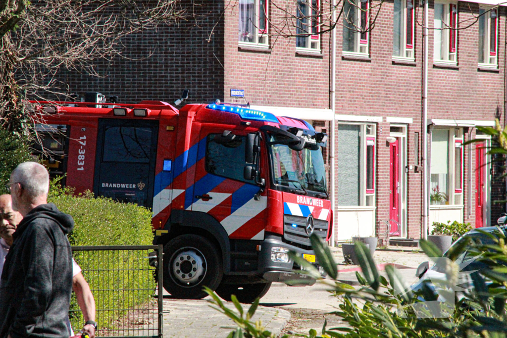 Brand op dak van onderwijsinstelling