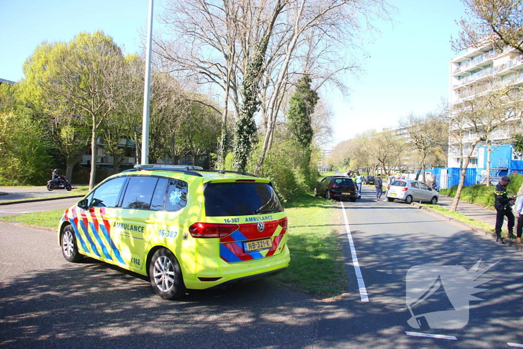 Automobilist klapt op andere automobilist tijdens afhandeling van een aanrijding