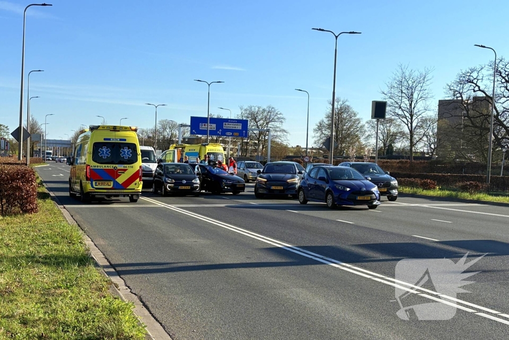 Ongeval tussen meerdere voertuigen