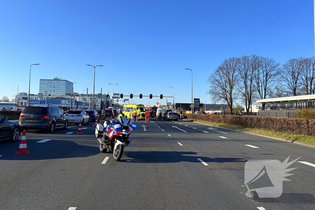 Ongeval tussen meerdere voertuigen