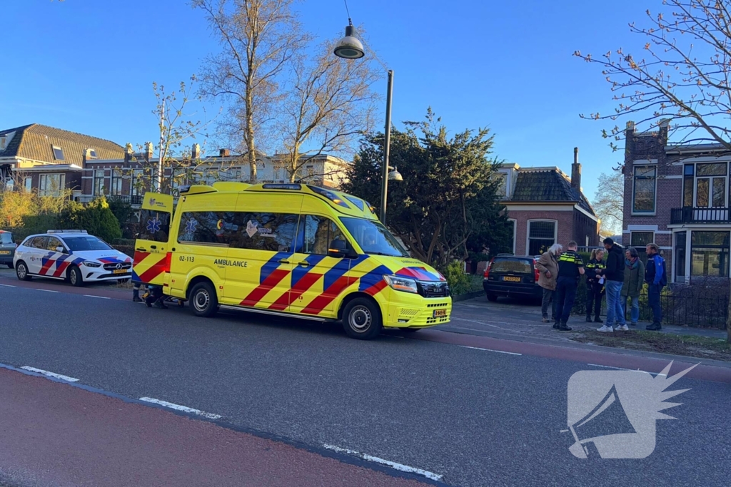 Automobilist rijdt door na aanrijding