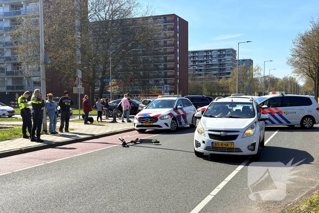 Persoon op step gewond bij aanrijding met automobilist