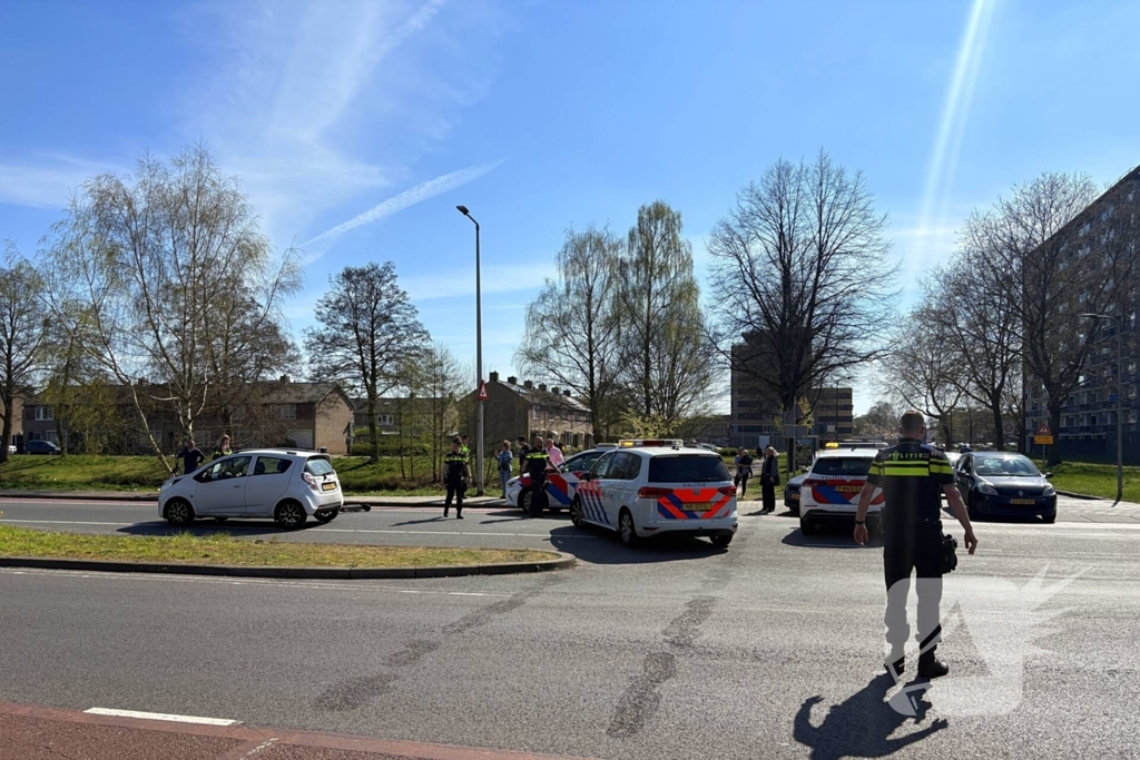 Persoon op step gewond bij aanrijding met automobilist