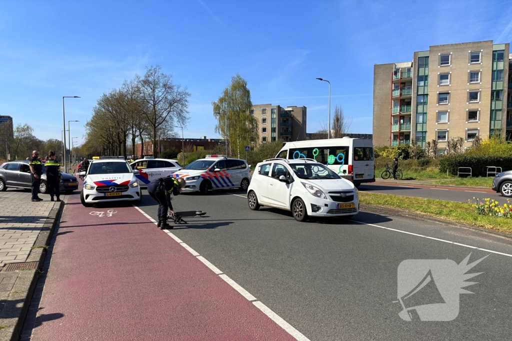 Persoon op step gewond bij aanrijding met automobilist