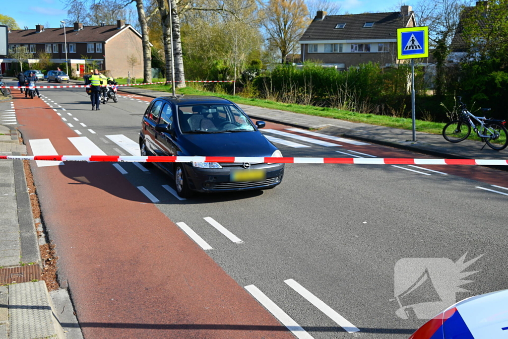 Voetganger aangereden op zebrapad door automobilist