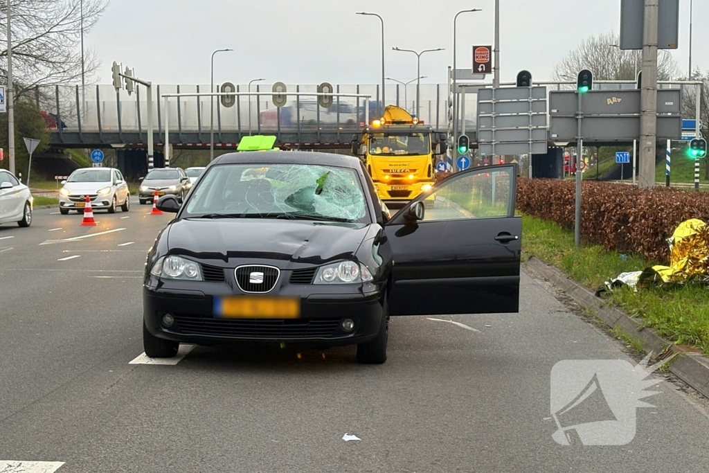 Persoon ernstig gewond bij aanrijding met auto