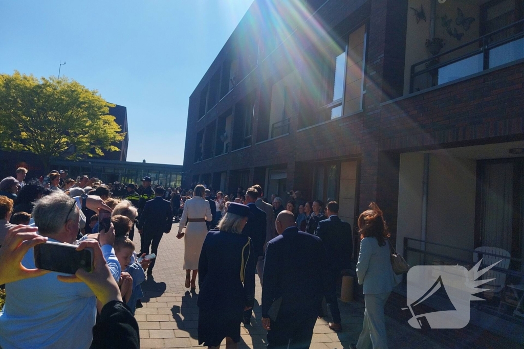 Koningin bezoekt stadsdeel Heerlerbaan voor gesprekken met inwoners en ondernemers