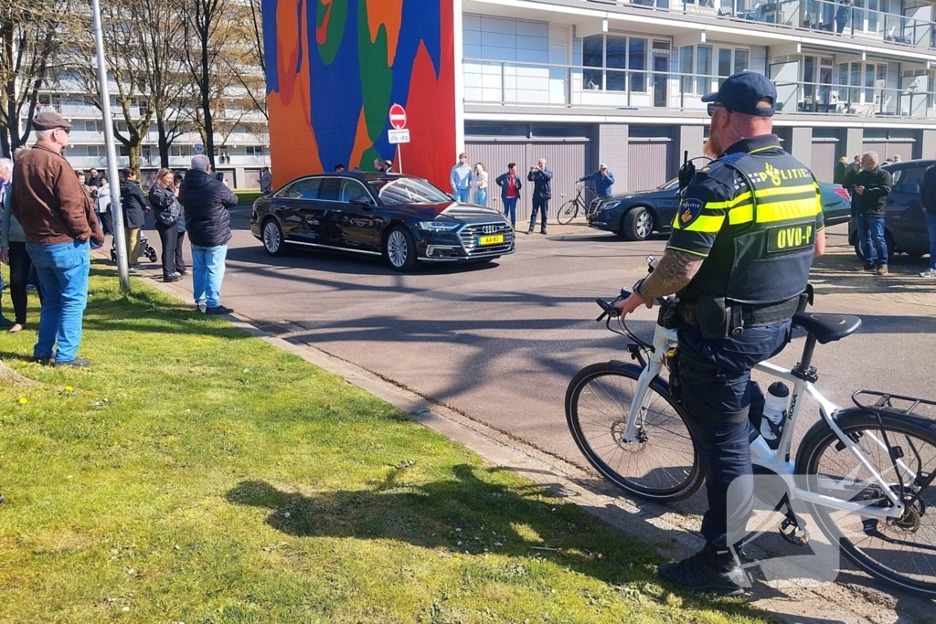 Koningin bezoekt stadsdeel Heerlerbaan voor gesprekken met inwoners en ondernemers