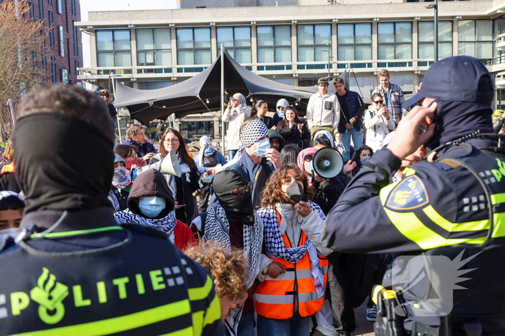Politie ontruimd universiteit na demonstratie
