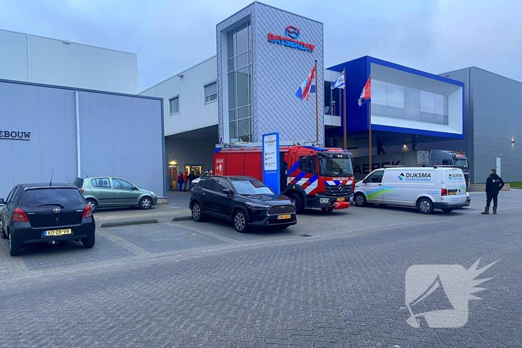 Brandweer onderzoekt vreemde lucht