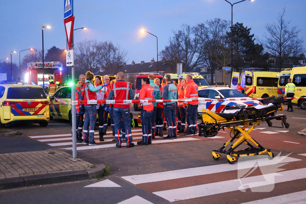 Voorgevel ingestort na mogelijk explosie