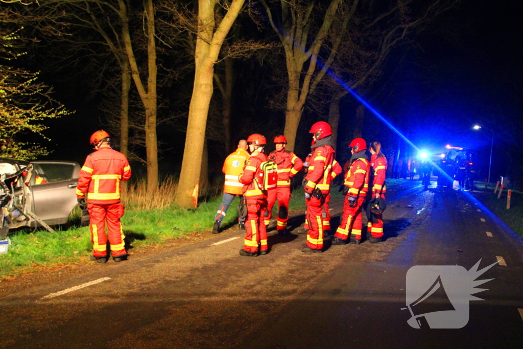 Gewonde bij ongeval tussen auto en trekker