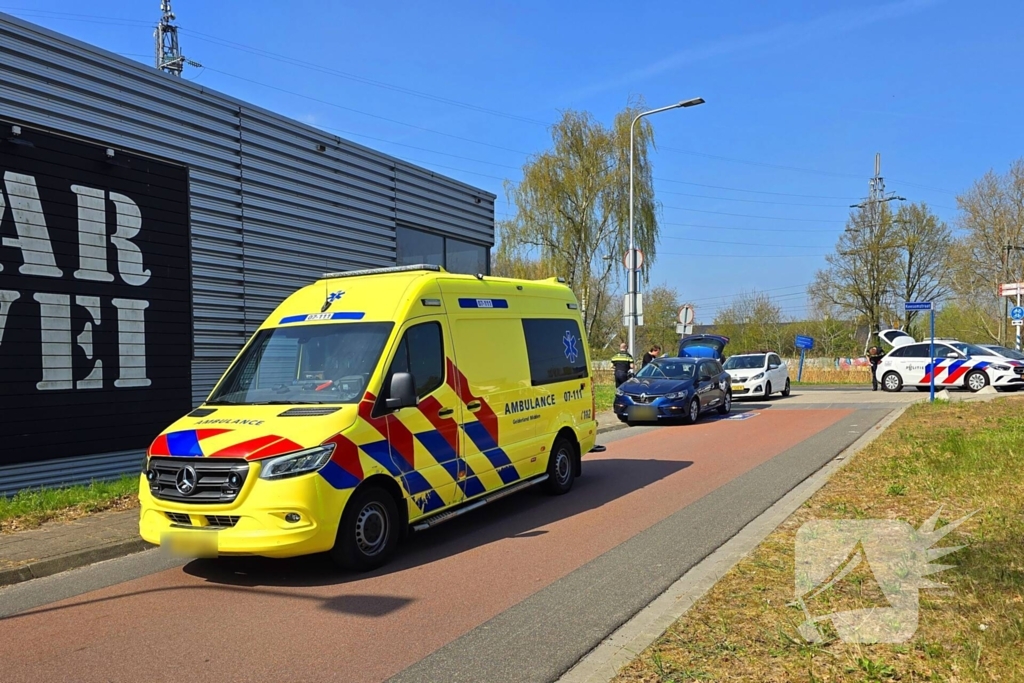 Kop-staartbotsing tussen twee voertuigen