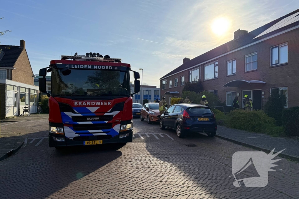 Man valt in slaap met pan op vuur