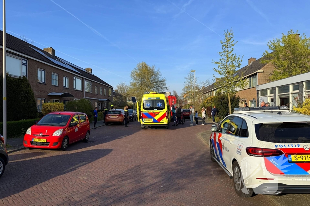 Man valt in slaap met pan op vuur
