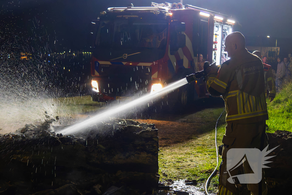 Brand ontstaan in boomstronk