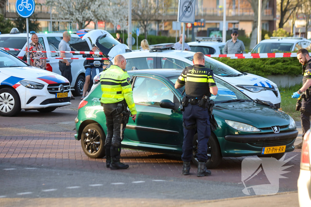Persoon gewond geraakt bij steekpartij, verdachten aangehouden
