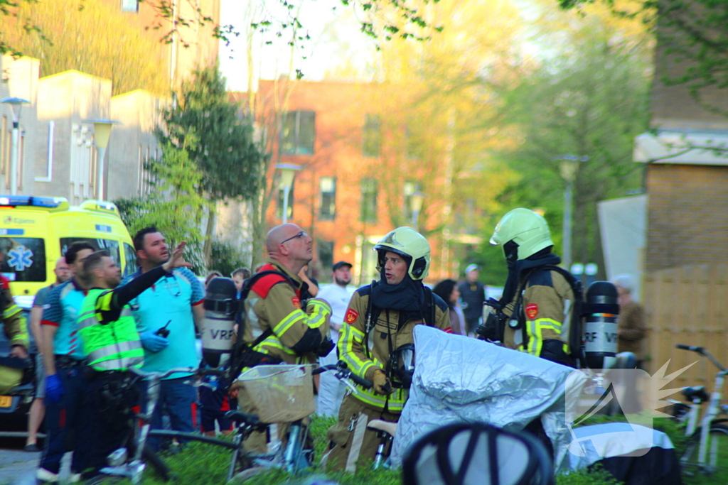 Rook stijgt op uit appartement