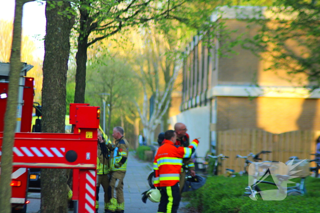 Rook stijgt op uit appartement
