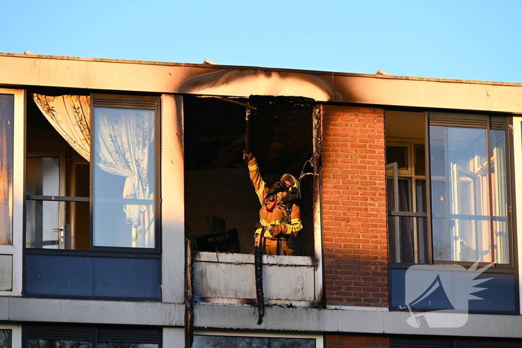 Rook stijgt op uit appartement