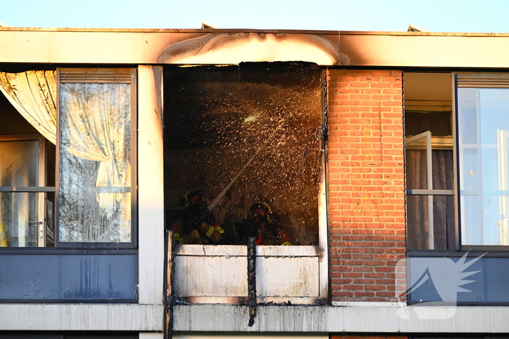 Rook stijgt op uit appartement