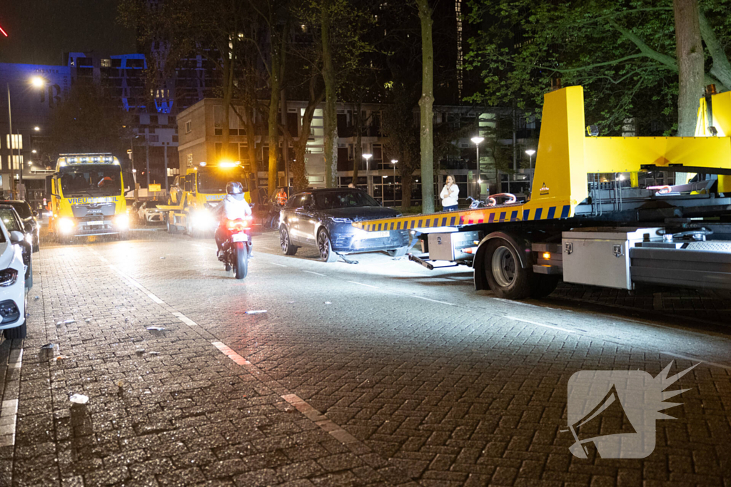 Bergingsbedrijf sleept voertuigen af in verband met marathon