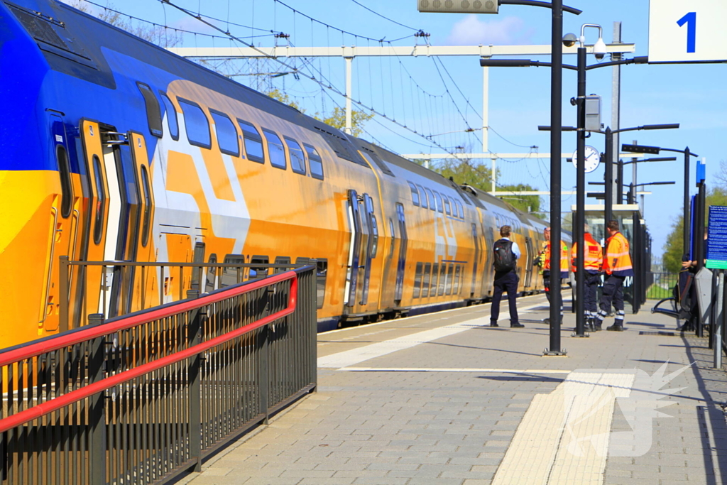Brandweer ingezet voor brandlucht in trein