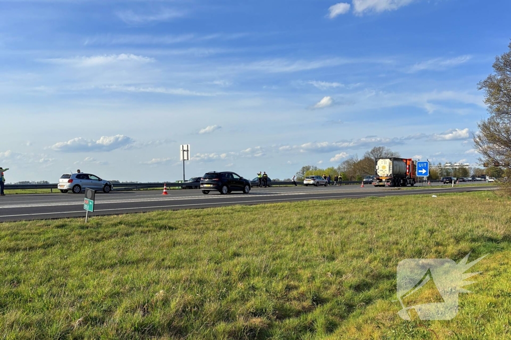 Ongeval tussen meerdere voertuigen op de a28