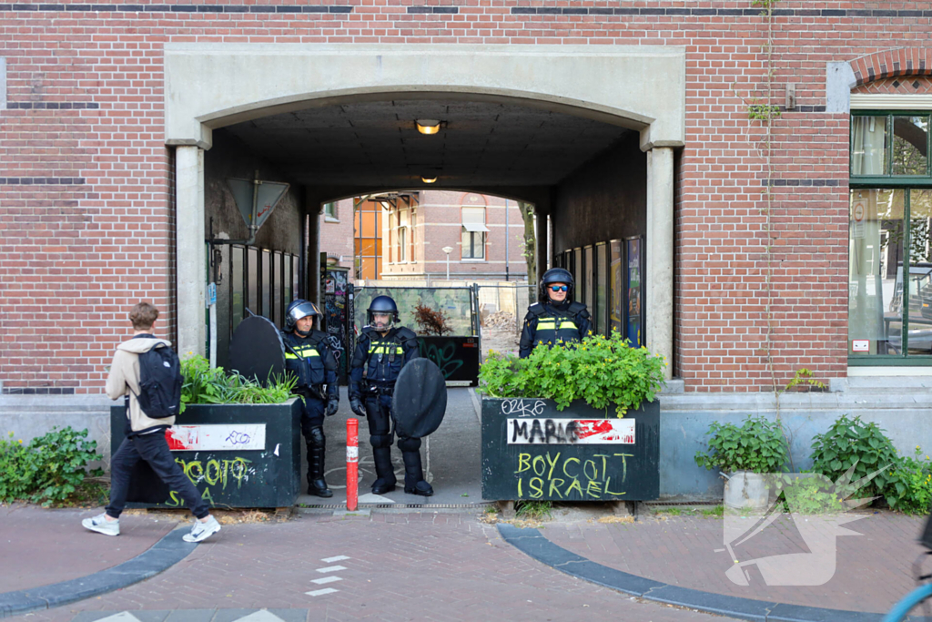 Me bewaakt toegangswegen binnengasthuis