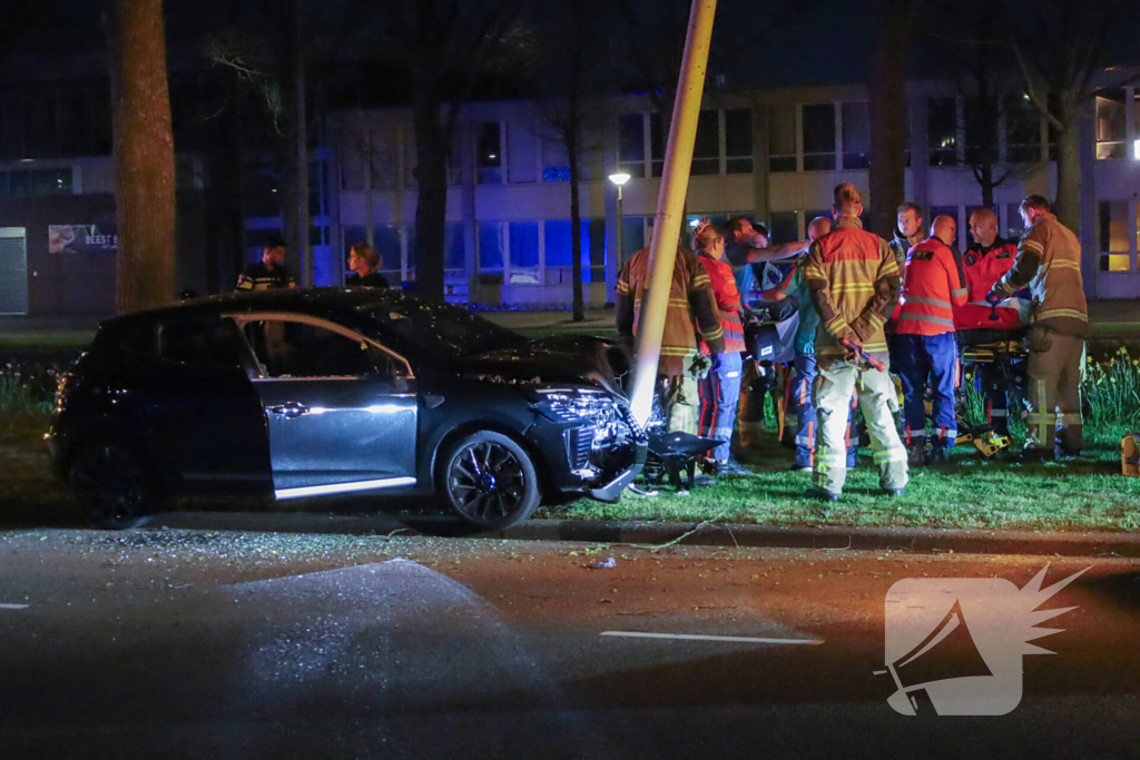 Man zwaargewond bij eenzijdig ongeluk