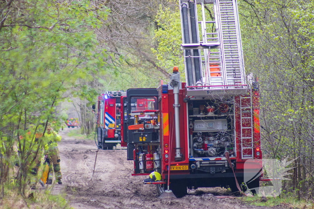 Brandweer blust wederom bosbrand