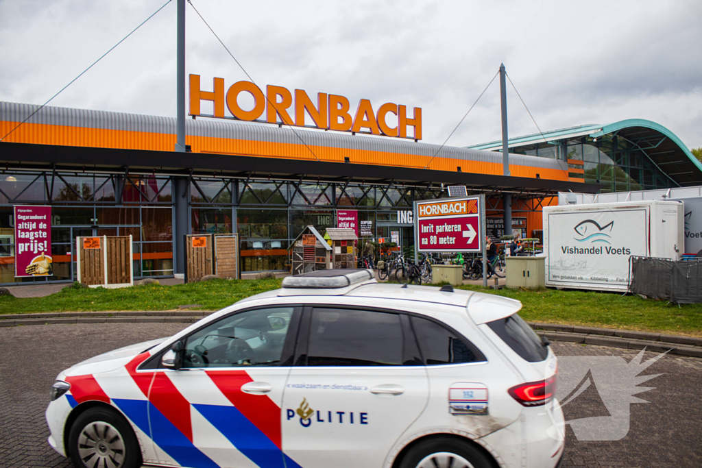 Onderzoek naar ruzie in bouwmarkt