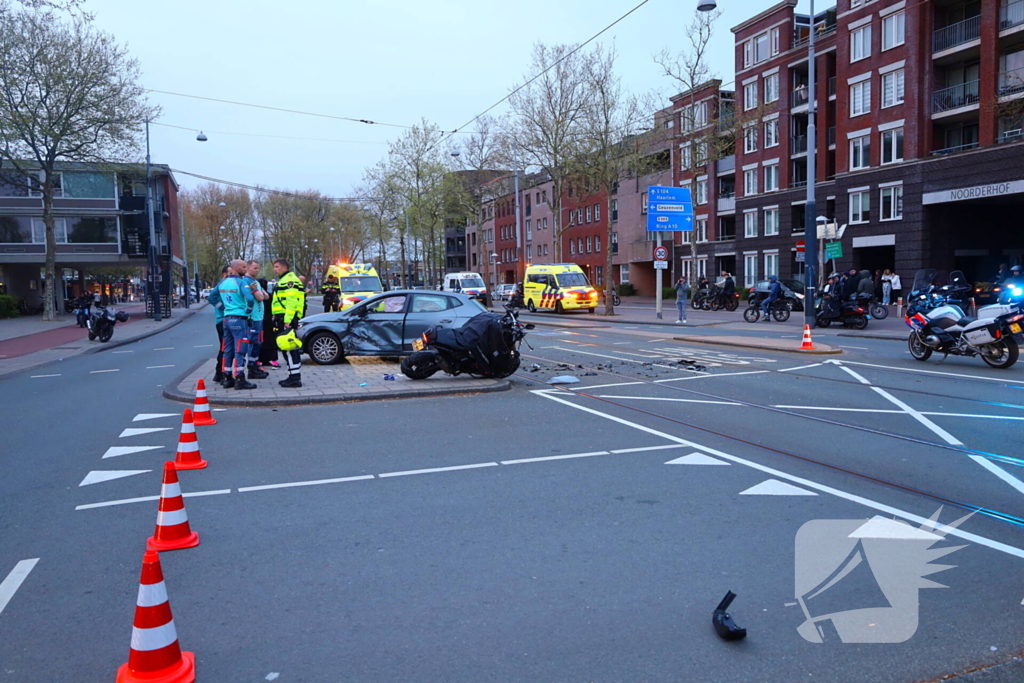 Zwaar ongeval tussen twee voertuigen