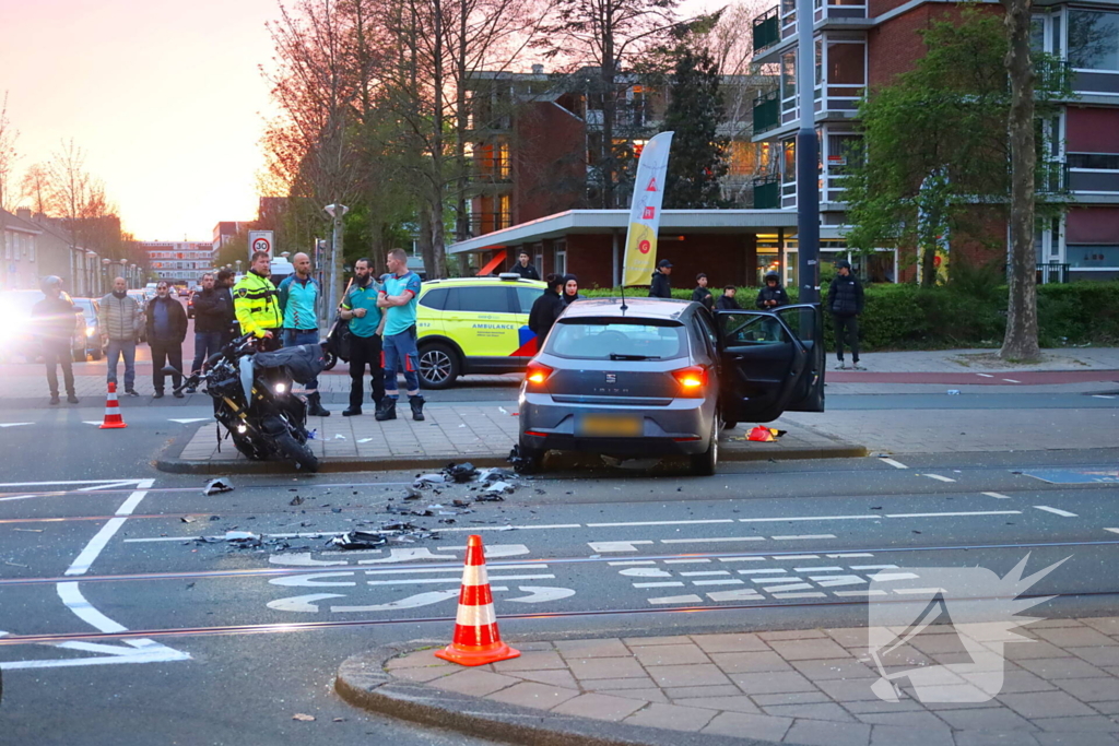 Zwaar ongeval tussen twee voertuigen